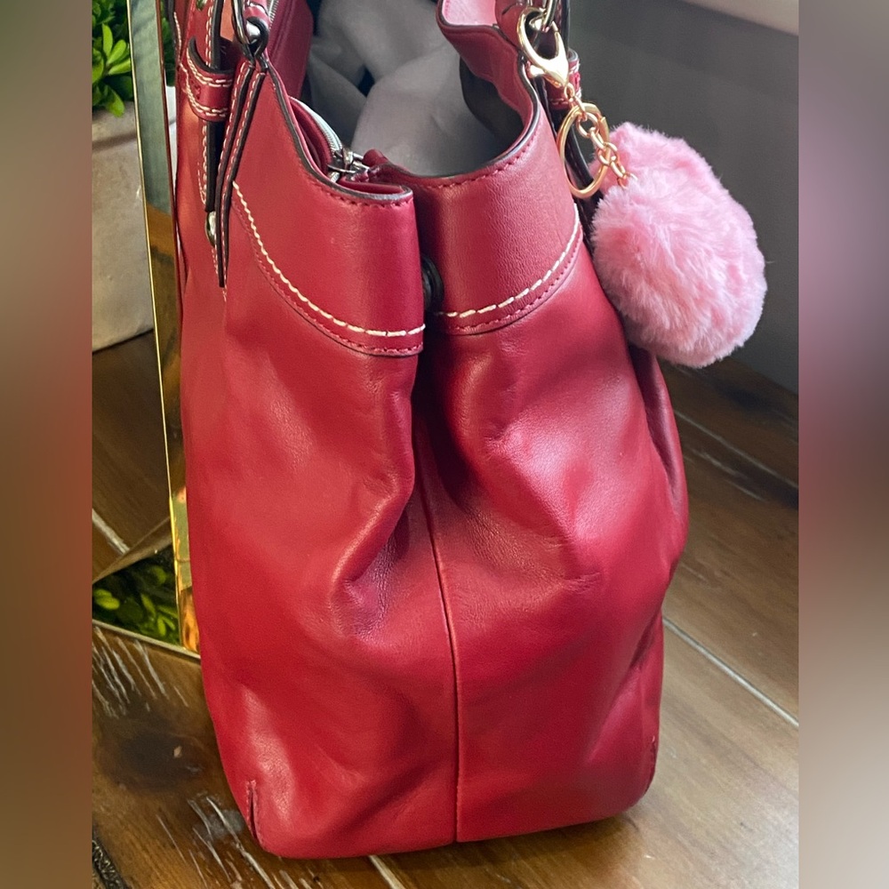 Coach Soho Pleated Shoulder Tote - EUC! - Picture 13 of 16